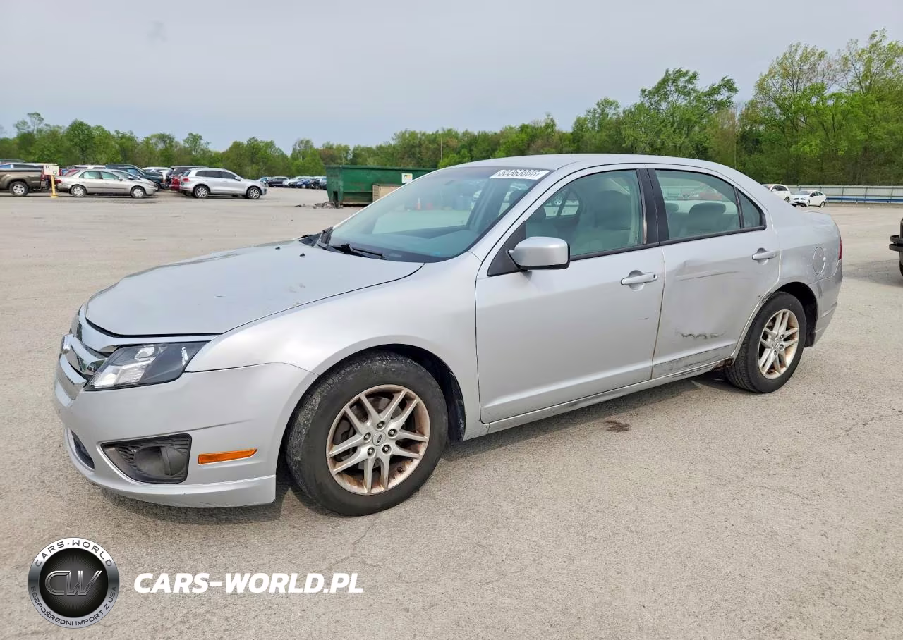 2010 Ford Fusion S