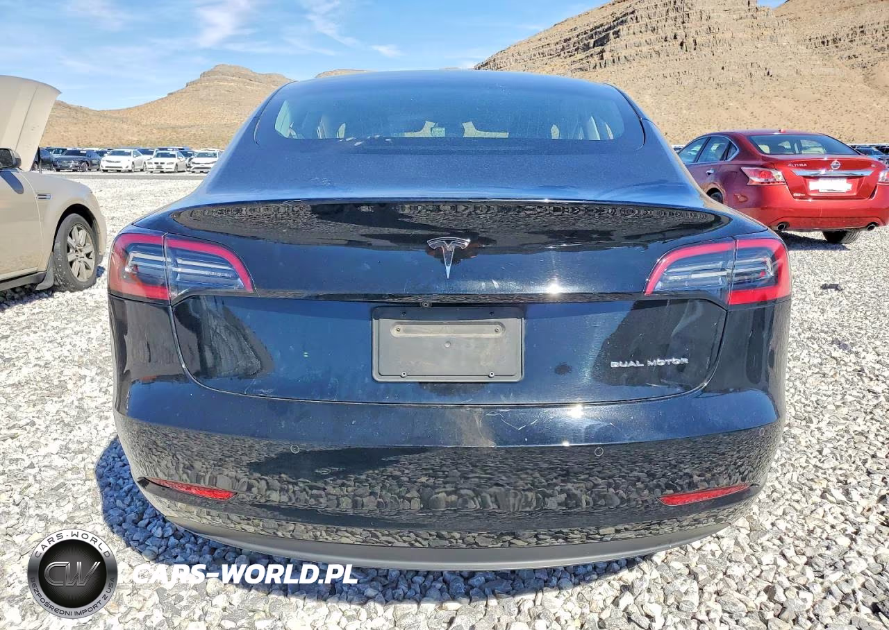 2019 Tesla Model 3 VIN:5YJ3E1EB3KF385220 - 6