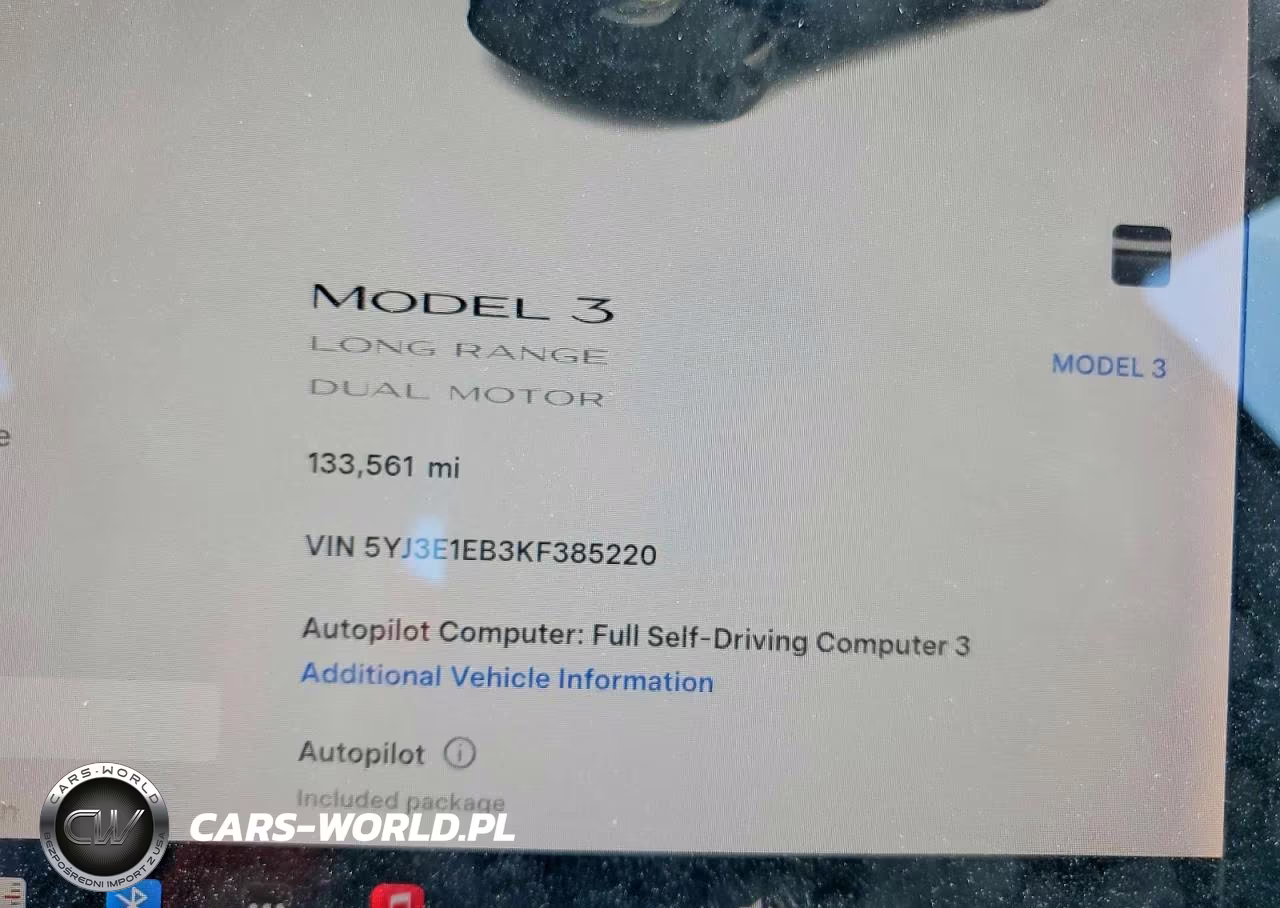 2019 Tesla Model 3 VIN:5YJ3E1EB3KF385220 - 9