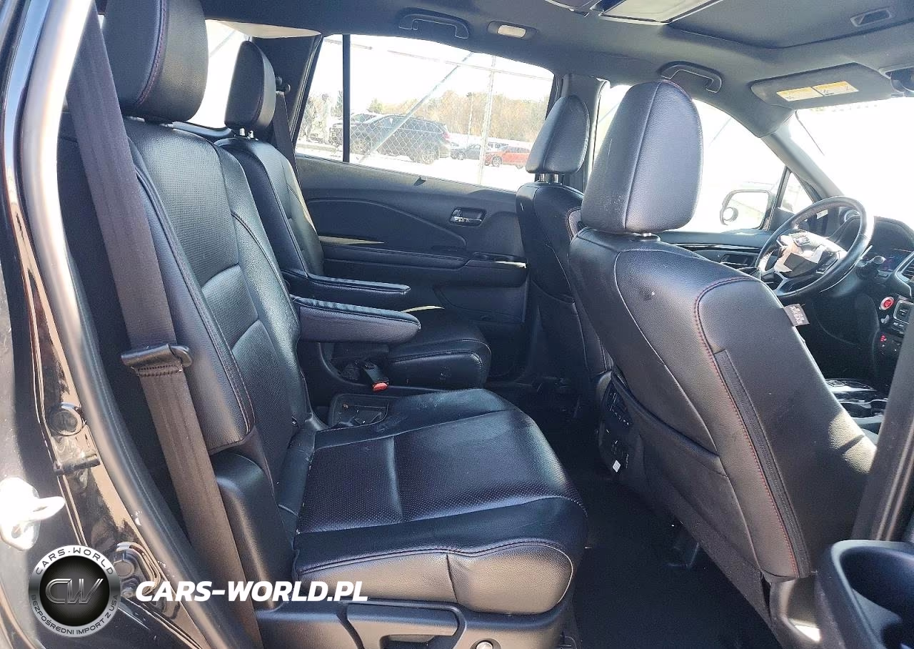 2021 Honda Pilot Black VIN:5FNYF6H79MB004416 - 11