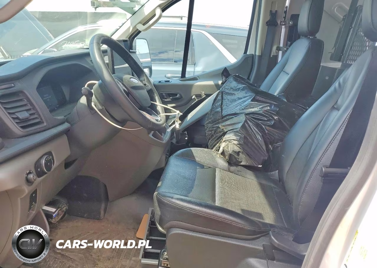 2026 Ford Transit T-250 VIN:1FTBR2Y82TKA31926 - 7