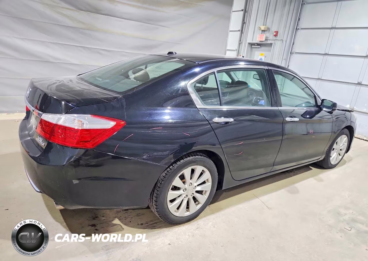 2013 Honda Accord Touring VIN:1HGCR3F91DA011701 - 3