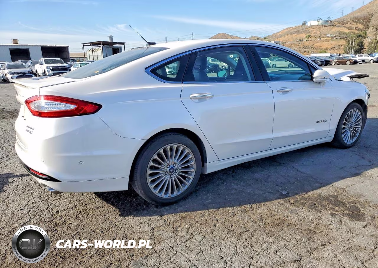 2014 Ford Fusion Titanium Hev VIN:3FA6P0RU5ER158648 - 3