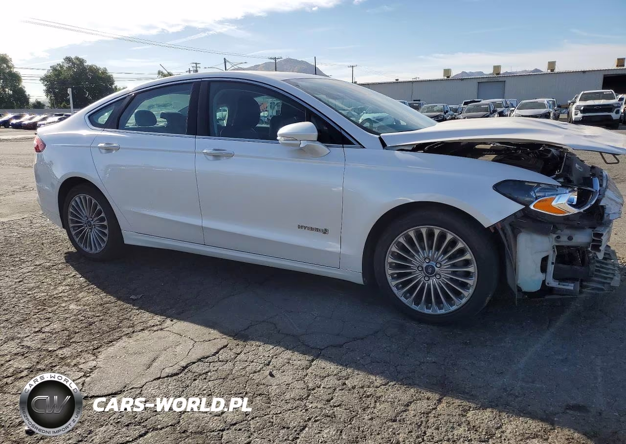2014 Ford Fusion Titanium Hev VIN:3FA6P0RU5ER158648 - 4