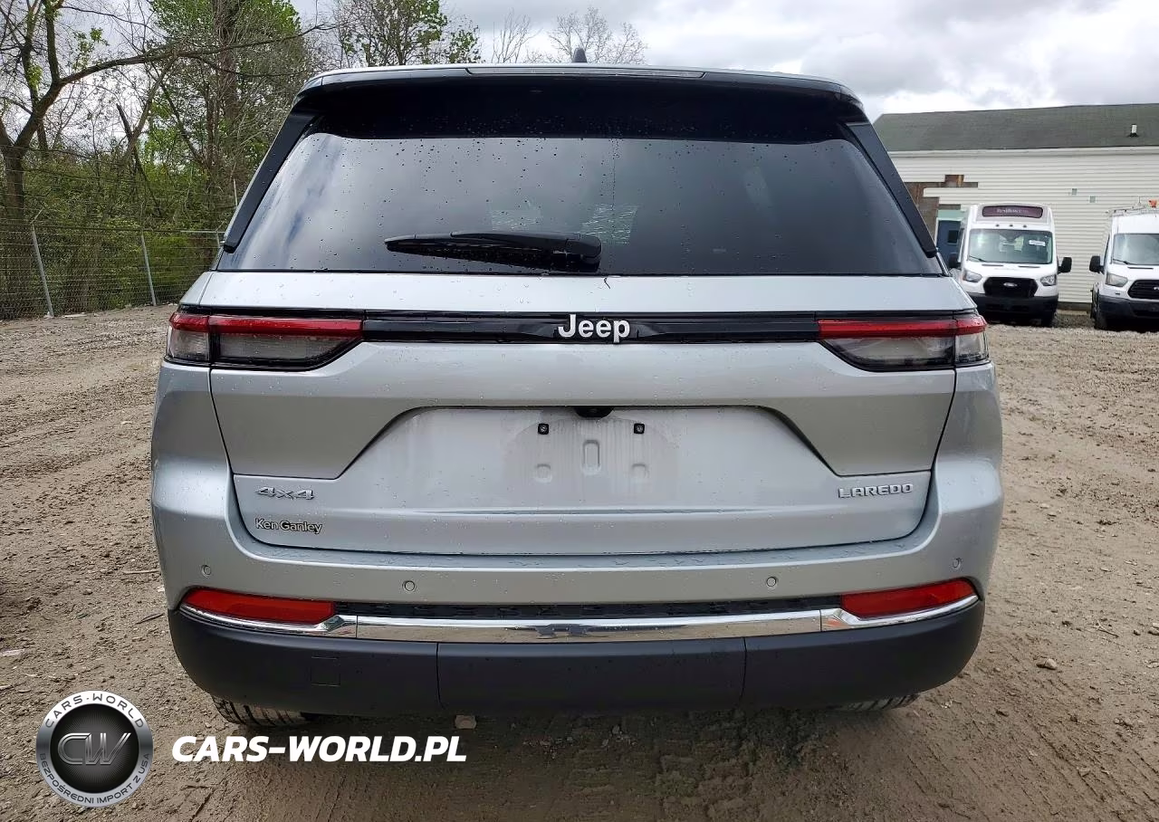2025 Jeep Grand Cherokee Laredo VIN:1C4RJHAG9SC308803 - 6