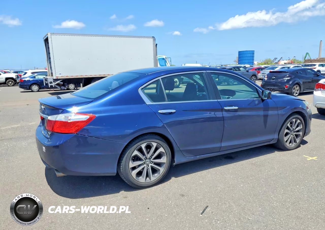 2015 Honda Accord Sport VIN:1HGCR2F59FA094305 - 3