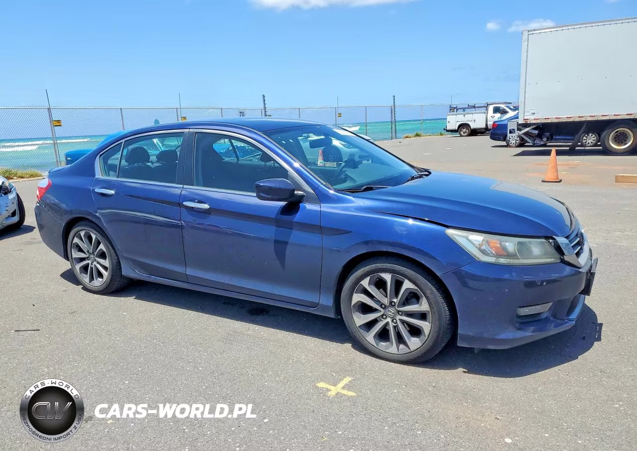 2015 Honda Accord Sport VIN:1HGCR2F59FA094305 - 4