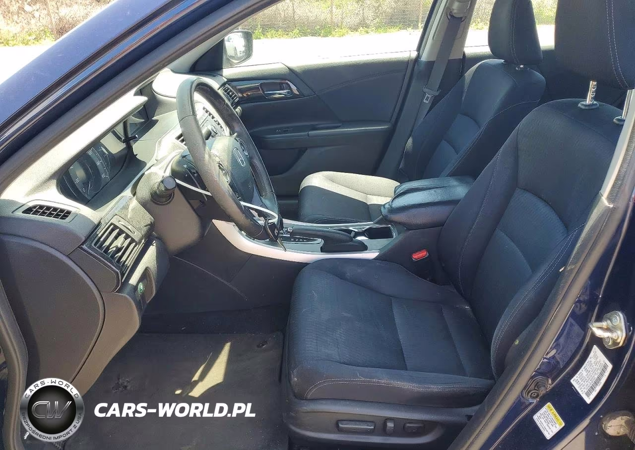 2015 Honda Accord Sport VIN:1HGCR2F59FA094305 - 7