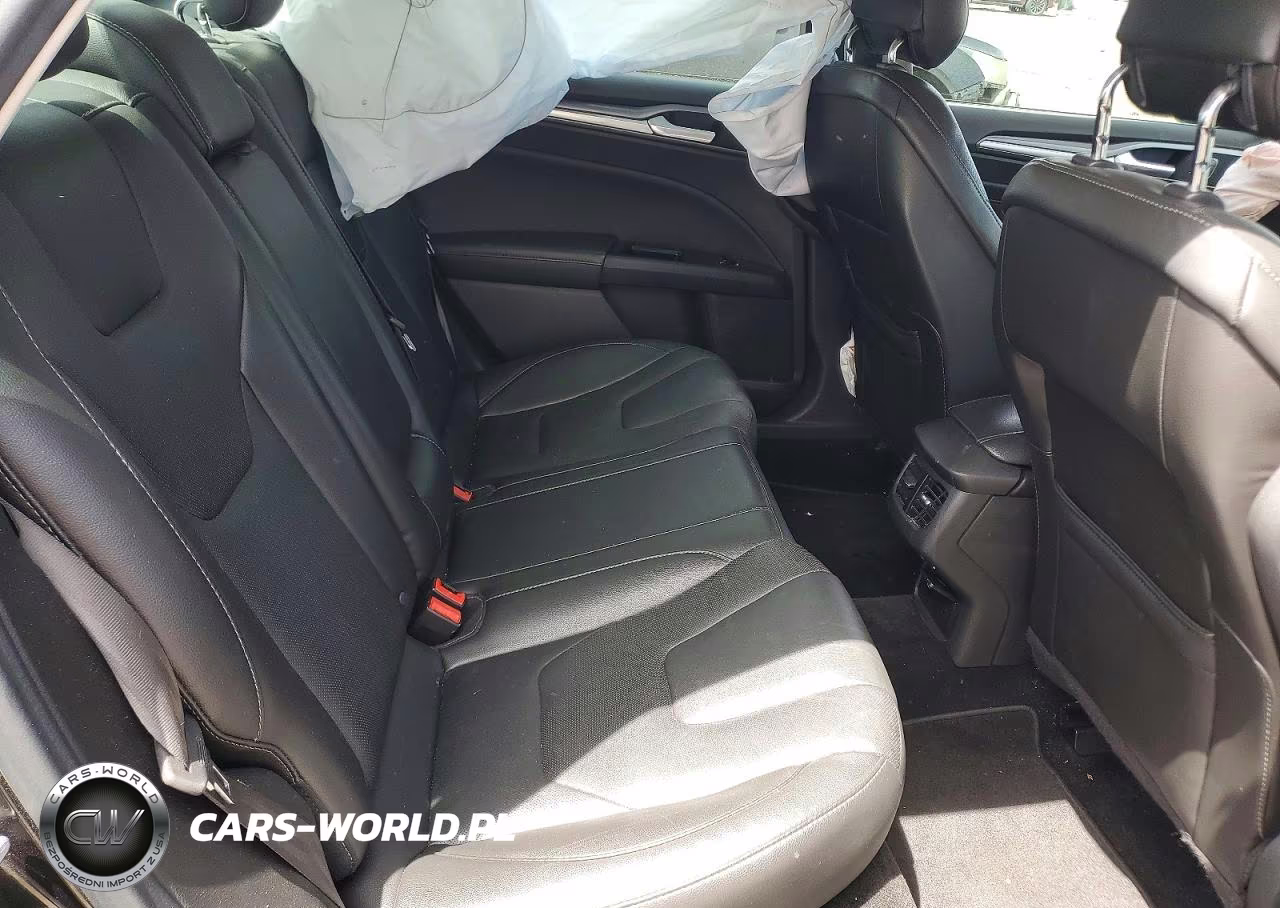 2015 Ford Fusion Titanium VIN:3FA6P0K92FR105039 - 10