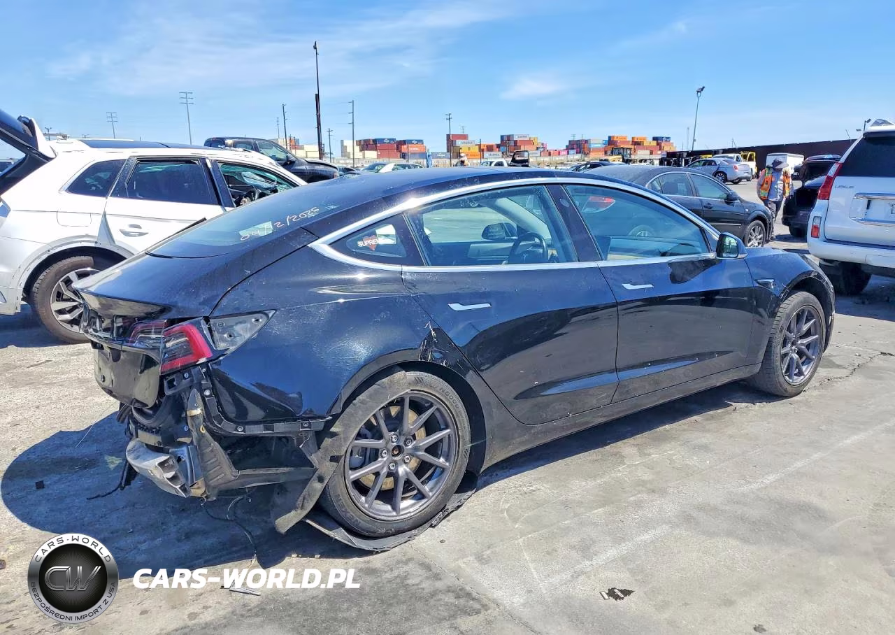 2018 Tesla Model 3 VIN:5YJ3E1EA5JF098774 - 3