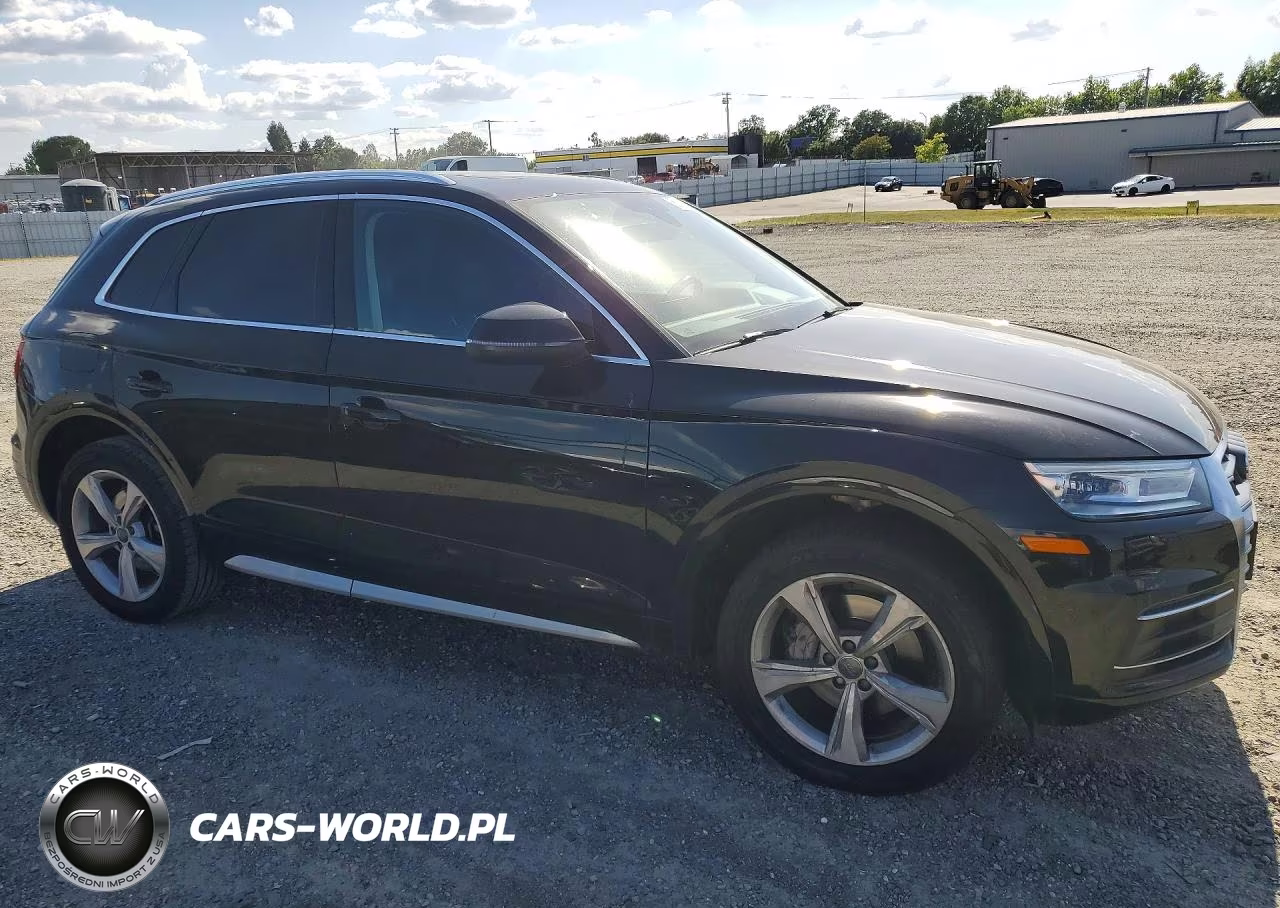 2020 Audi Q5 Premium VIN:WA1ANAFY1L2002366 - 4