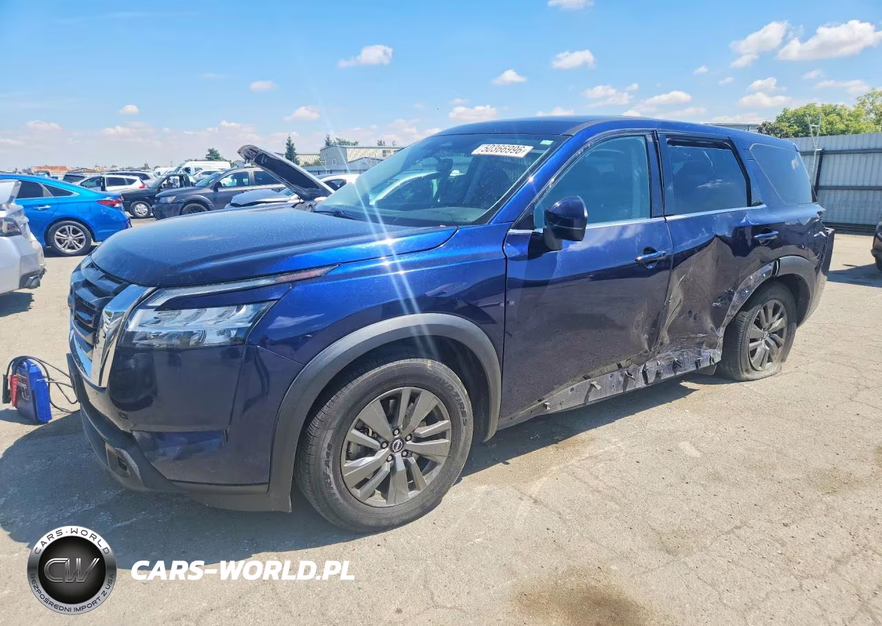 2022 Nissan Pathfinder S