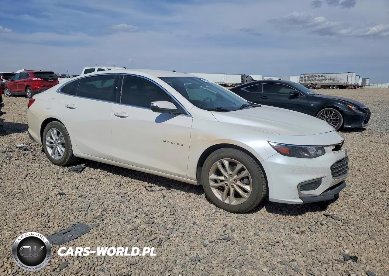 2017 Chevrolet Malibu Lt VIN:1G1ZE5STXHF267208 - 4