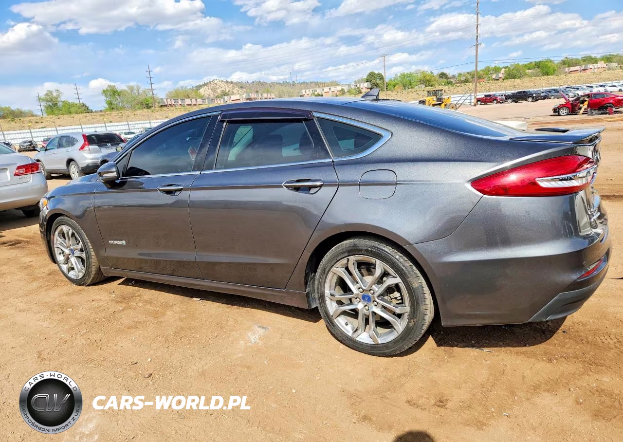 2019 Ford Fusion Titanium VIN:3FA6P0RU3KR240180 - 2