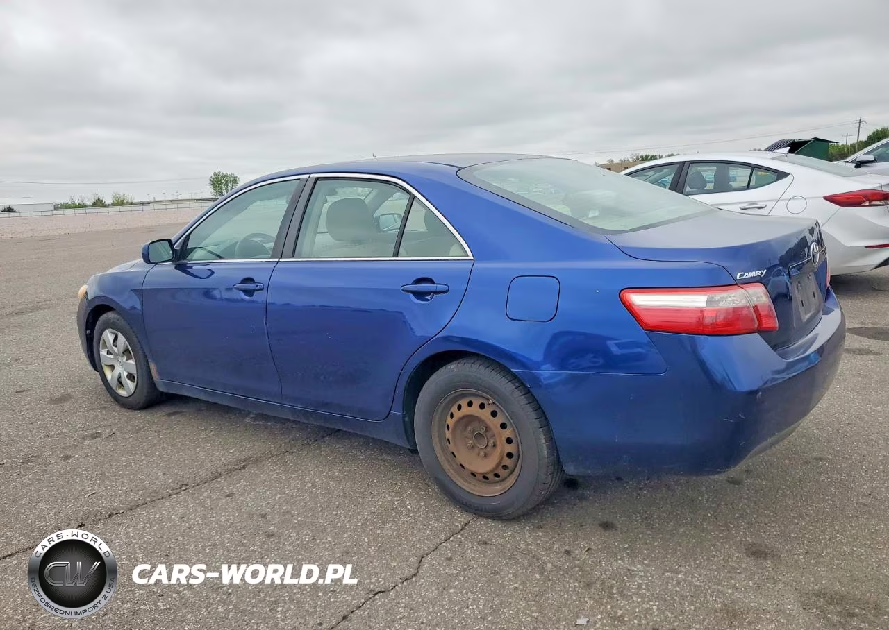 2007 Toyota Camry Le VIN:4T4BE46K47R010111 - 2