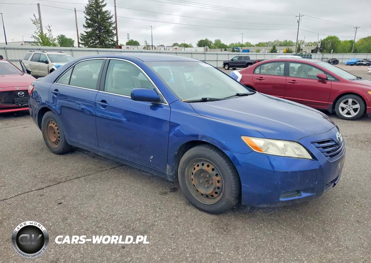 2007 Toyota Camry Le VIN:4T4BE46K47R010111 - 4