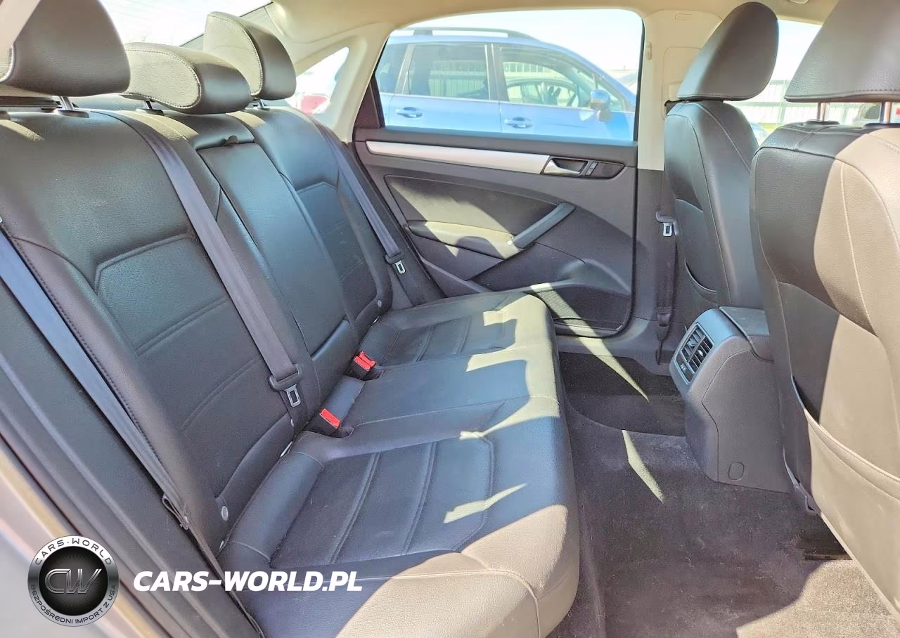 2013 Volkswagen Passat Se VIN:1VWBN7A33DC108321 - 10