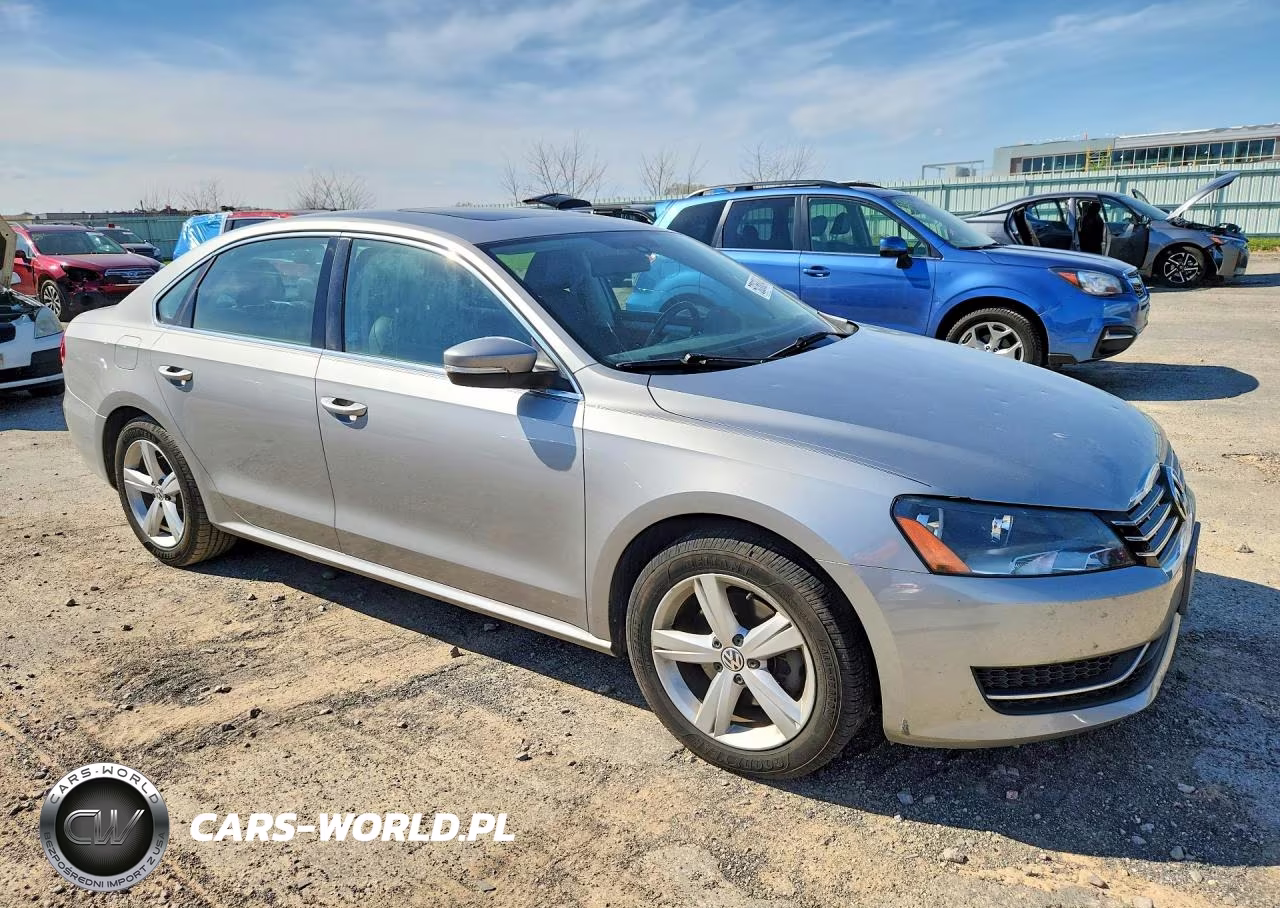 2013 Volkswagen Passat Se VIN:1VWBN7A33DC108321 - 4