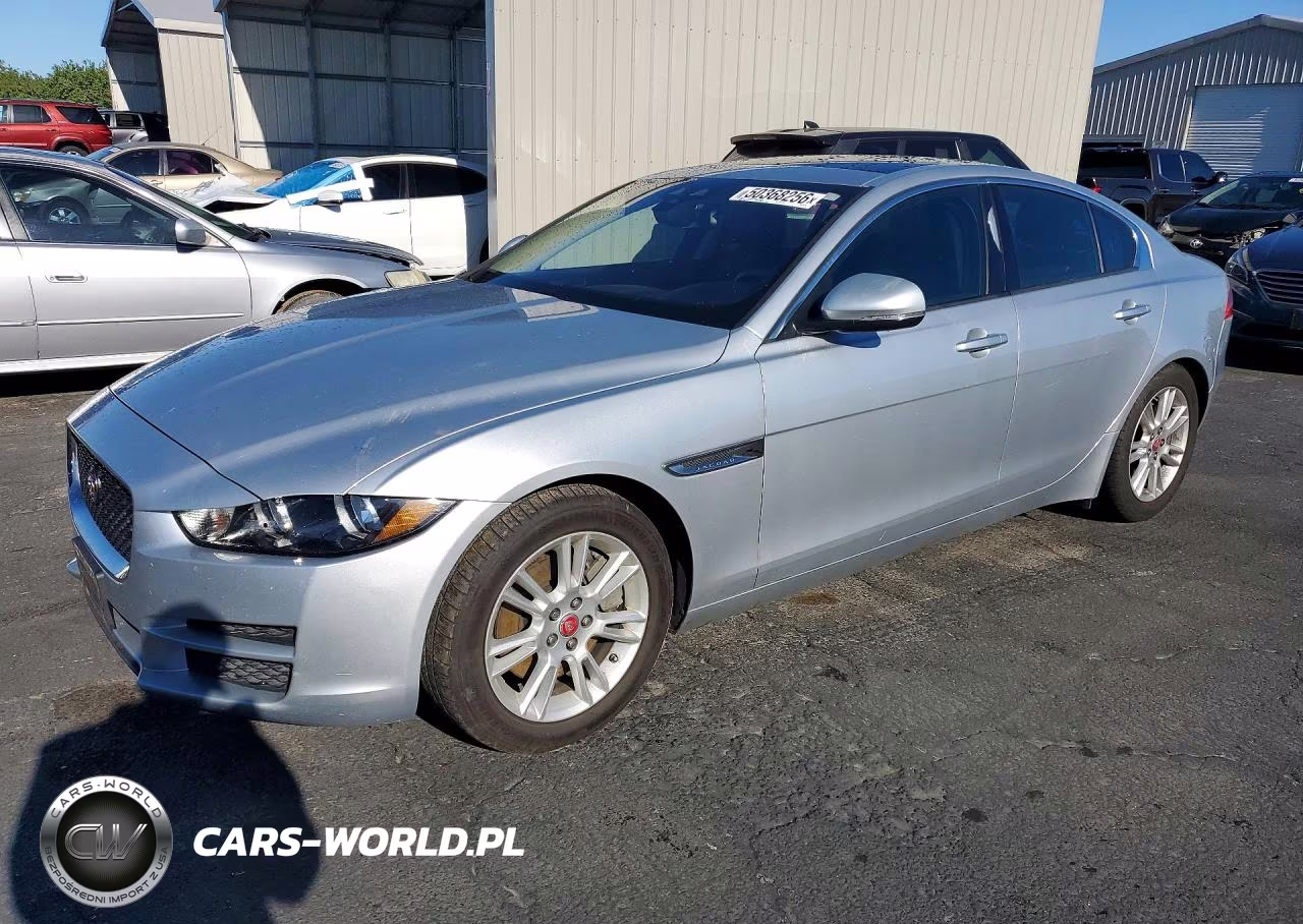 2017 Jaguar Xe Premium