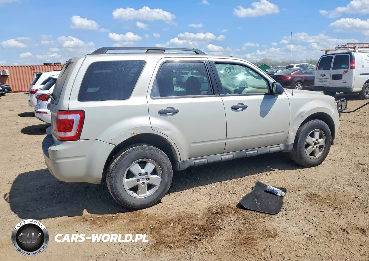 2009 Ford Escape Xlt VIN:1FMCU93G79KC56941 - 3