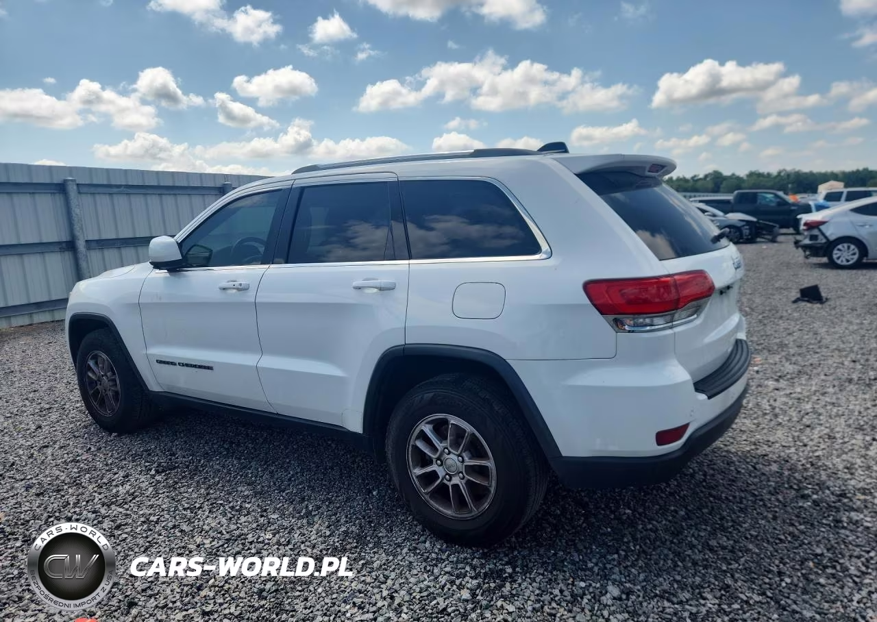 2018 Jeep Grand Cherokee Laredo VIN:1C4RJEAG0JC399974 - 2