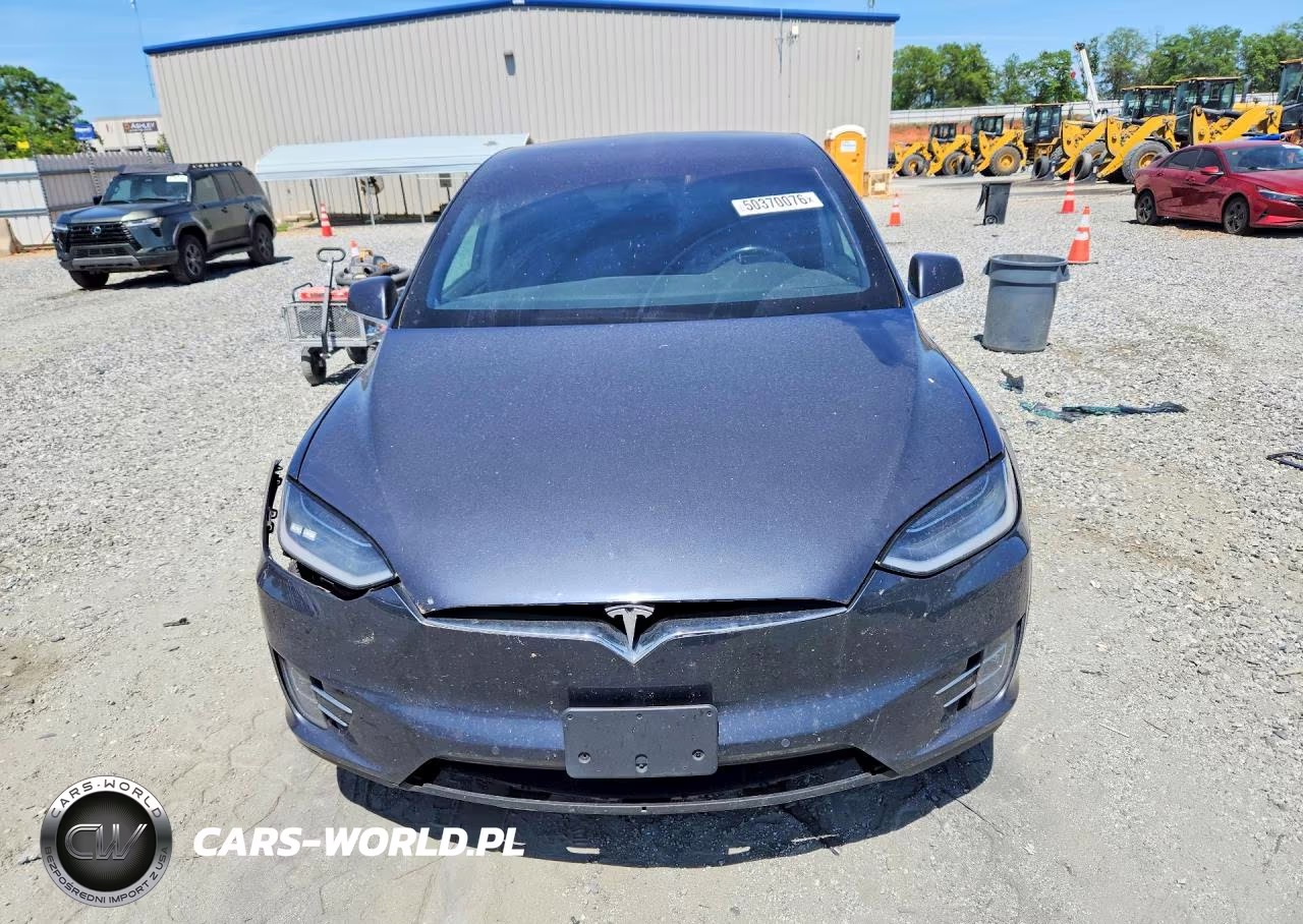 2018 Tesla Model X VIN:5YJXCAE22JF138437 - 5