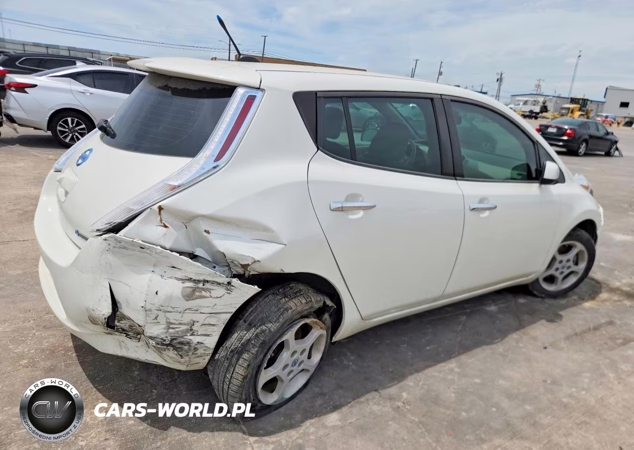 2014 Nissan Leaf Sv VIN:1N4AZ0CP1EC331684 - 3