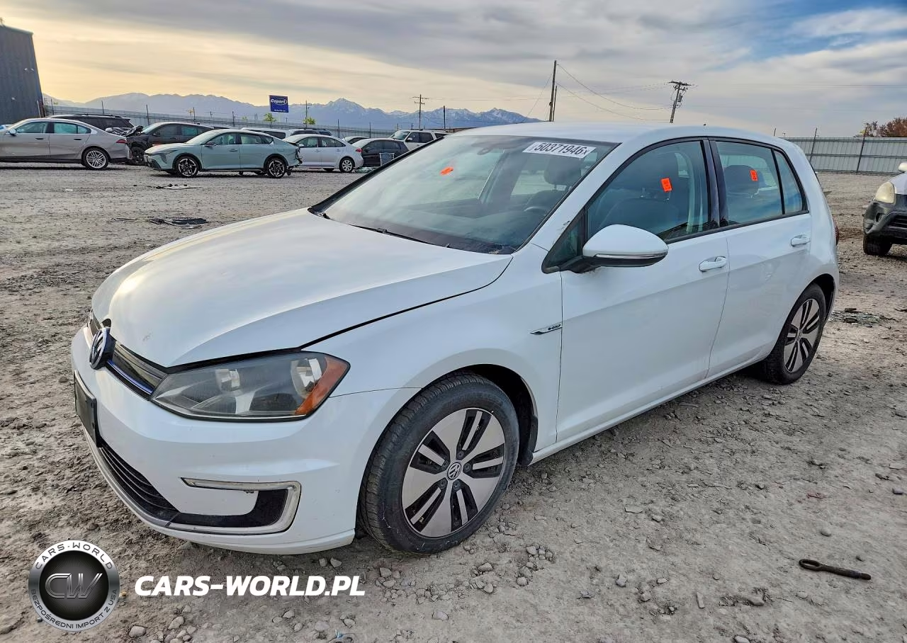 2016 Volkswagen E-Golf Se