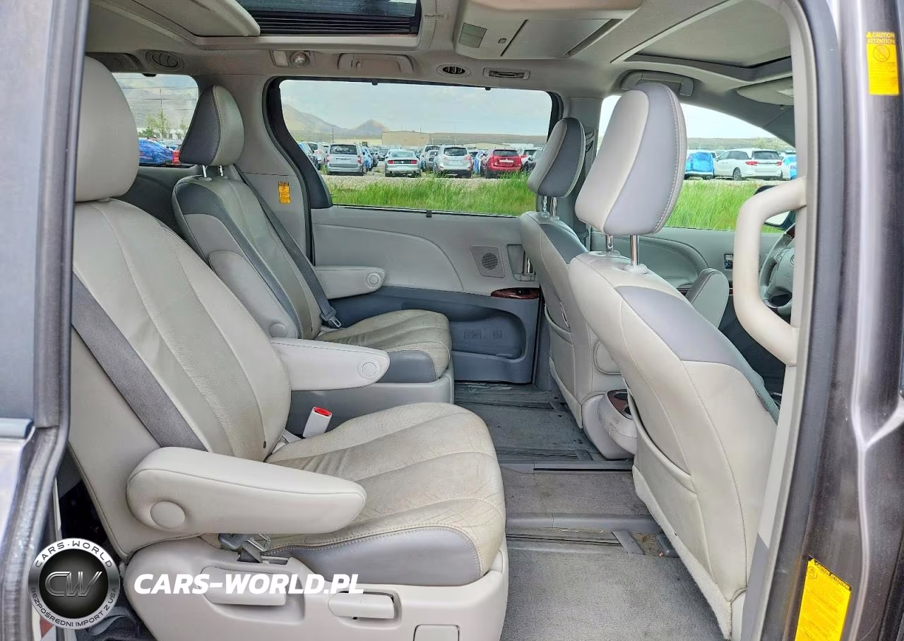 2014 Toyota Sienna Limited 7-Passenger VIN:5TDDK3DC3ES090718 - 10