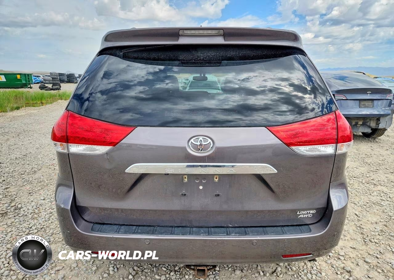 2014 Toyota Sienna Limited 7-Passenger VIN:5TDDK3DC3ES090718 - 6