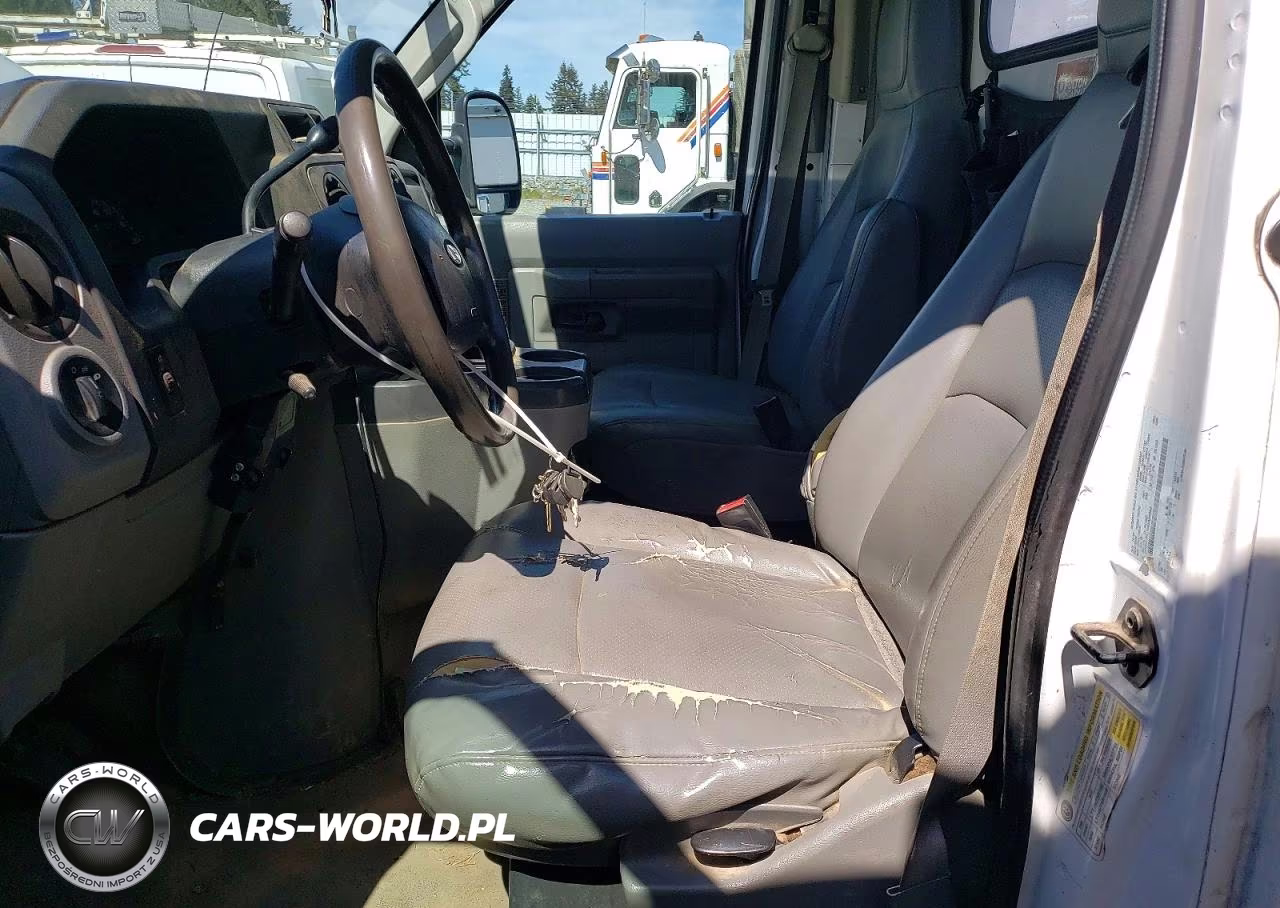 2010 Ford Econoline E350 Super Duty Cutaway Van VIN:1FDSE3FL1ADA08885 - 7