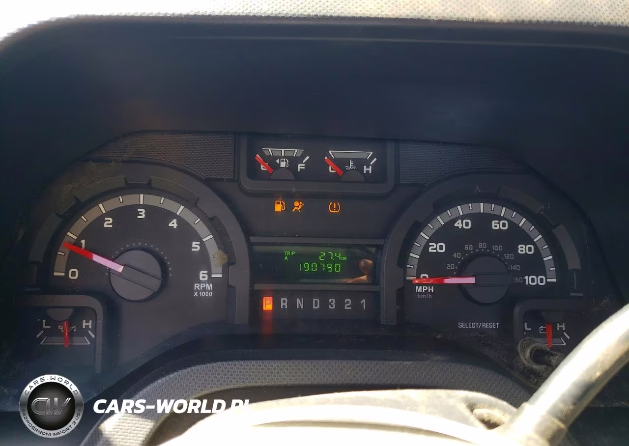 2010 Ford Econoline E350 Super Duty Cutaway Van VIN:1FDSE3FL1ADA08885 - 9
