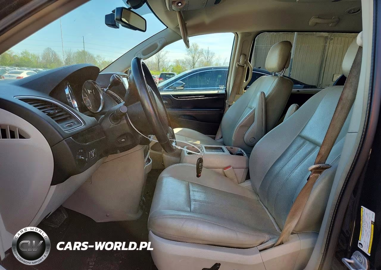 2012 Chrysler Town & Country Touring L VIN:2C4RC1CG8CR410486 - 7