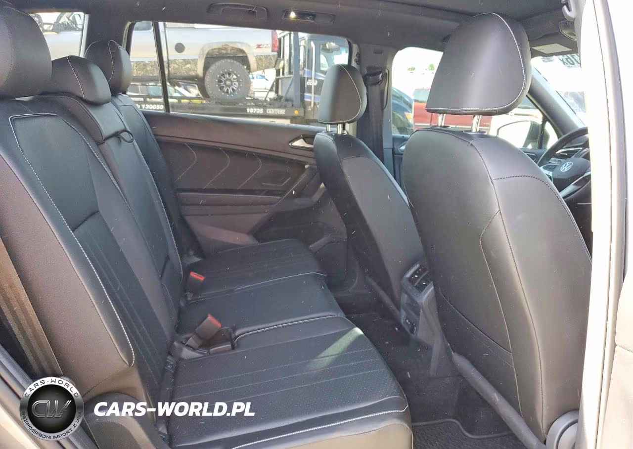 2023 Volkswagen Tiguan Se R-Line Black VIN:3VVCB7AX2PM093043 - 11