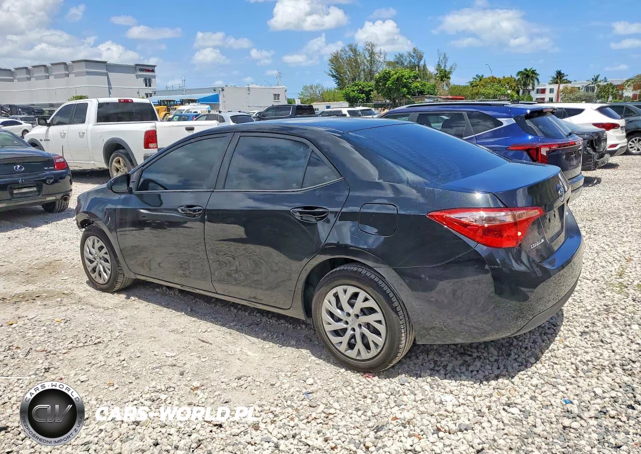 2019 Toyota Corolla Le VIN:5YFBURHEXKP868727 - 2
