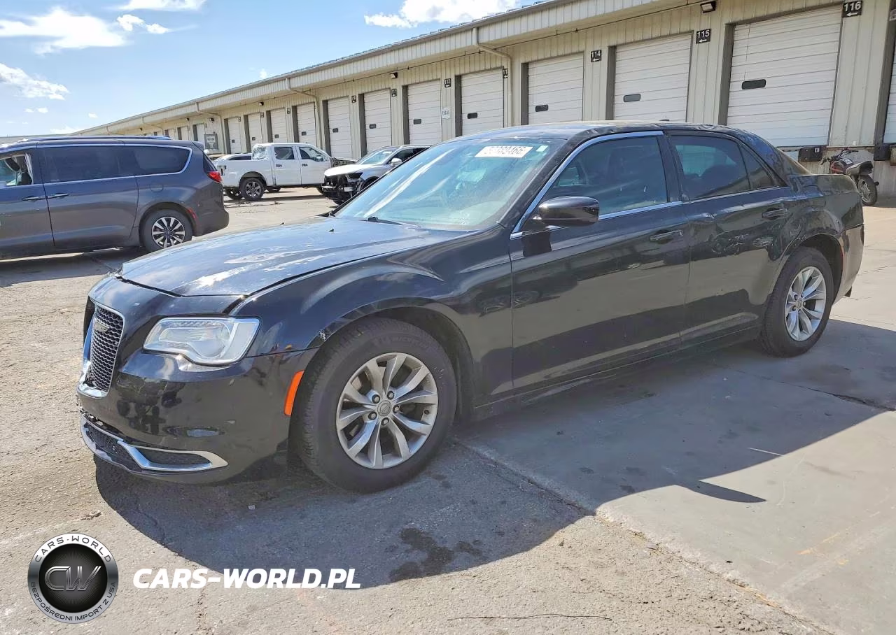 2015 Chrysler 300 Limited