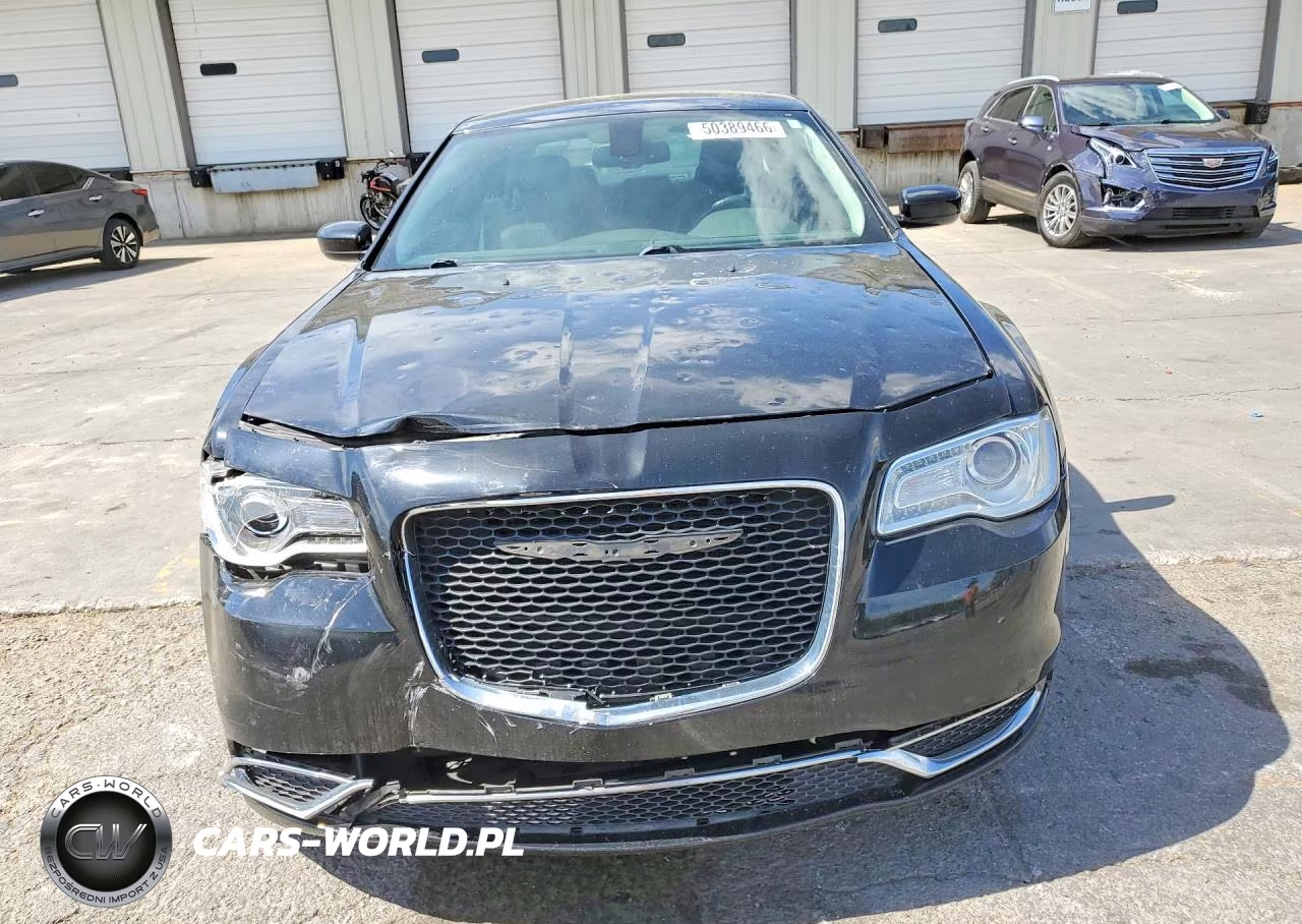 2015 Chrysler 300 Limited VIN:2C3CCAAG7FH807873 - 5