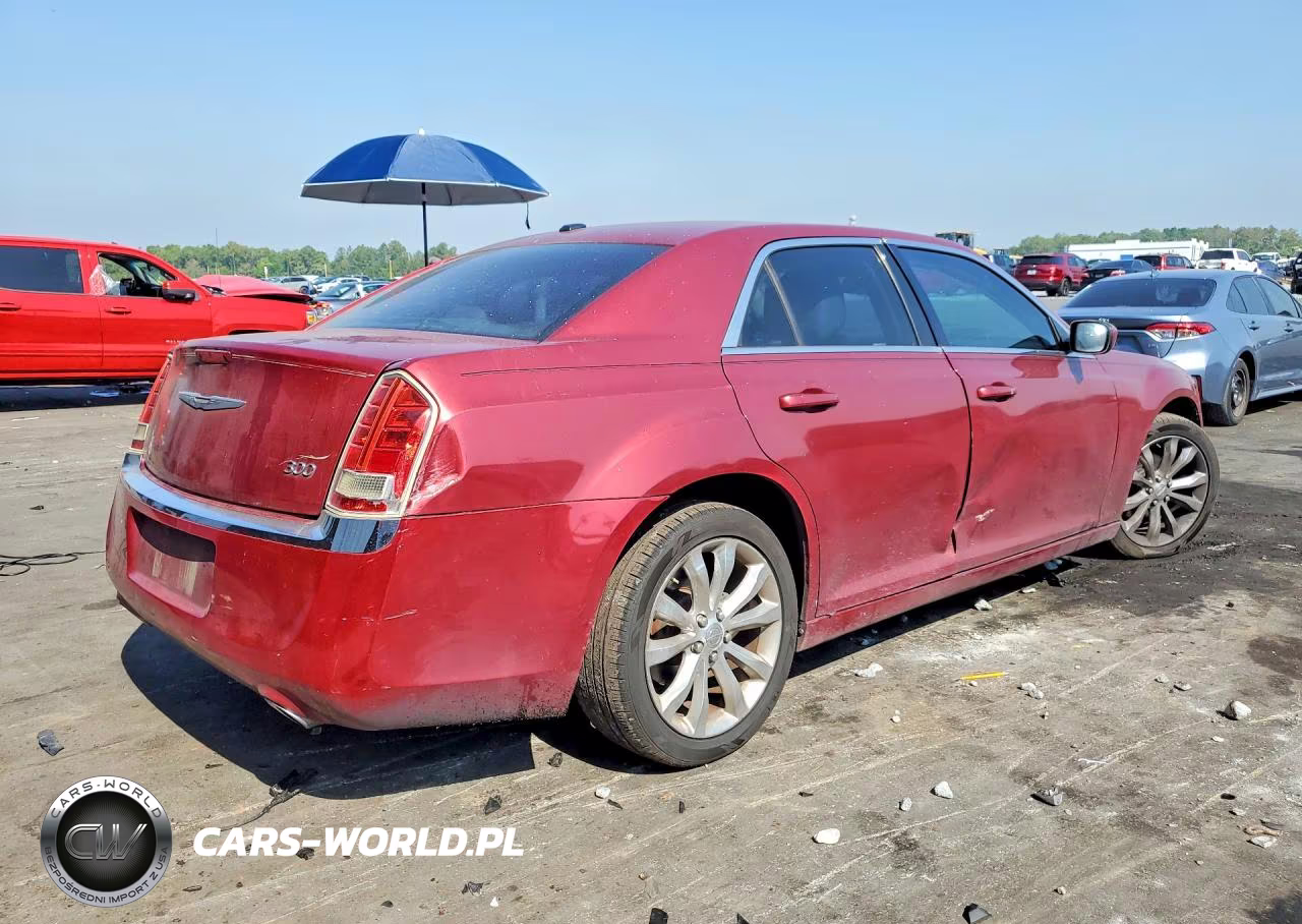 2014 Chrysler 300 VIN:2C3CCAAG4EH214275 - 3