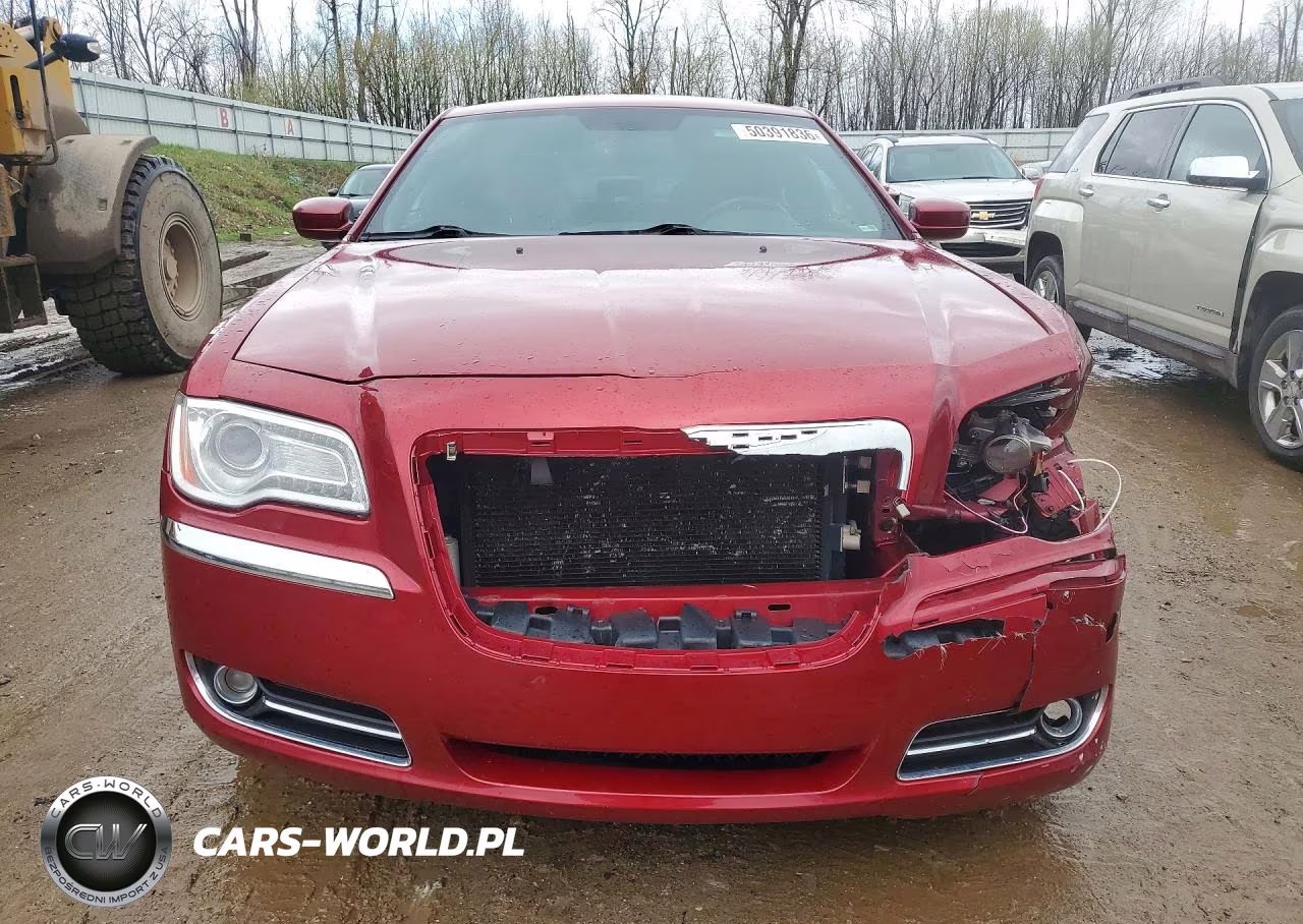 2014 Chrysler 300 VIN:2C3CCARGXEH181545 - 5