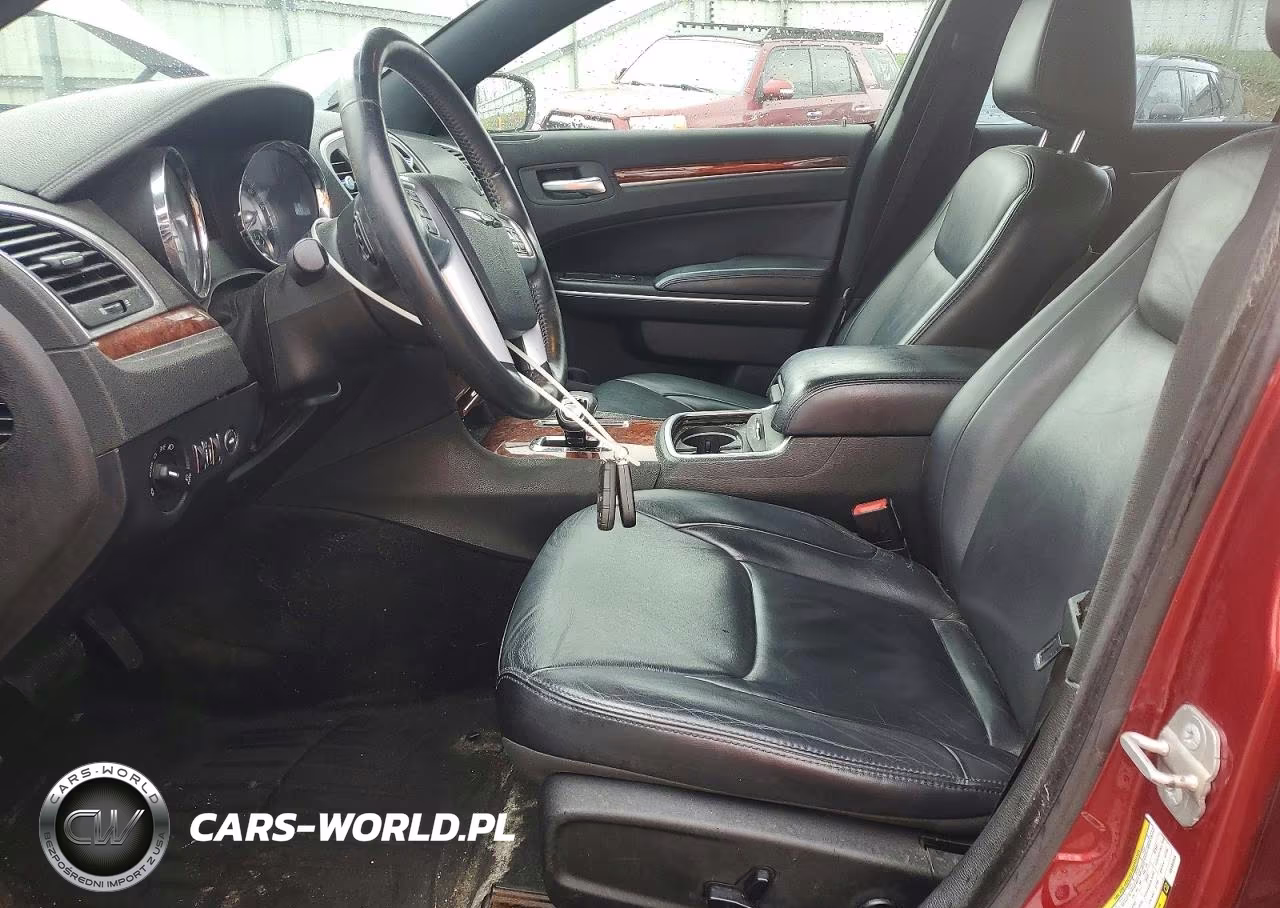 2014 Chrysler 300 VIN:2C3CCARGXEH181545 - 7