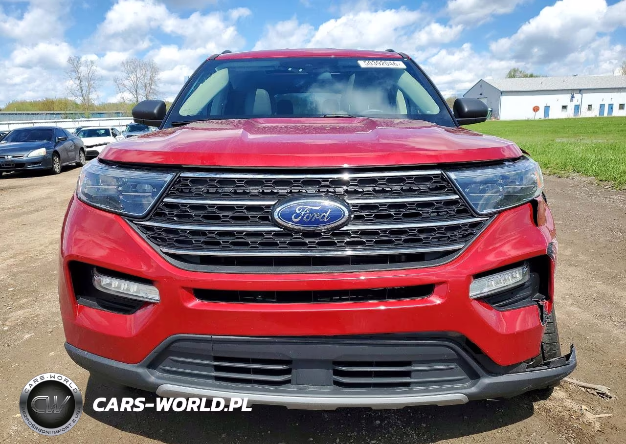 2022 Ford Explorer Xlt VIN:1FMSK8DH6NGA73076 - 5