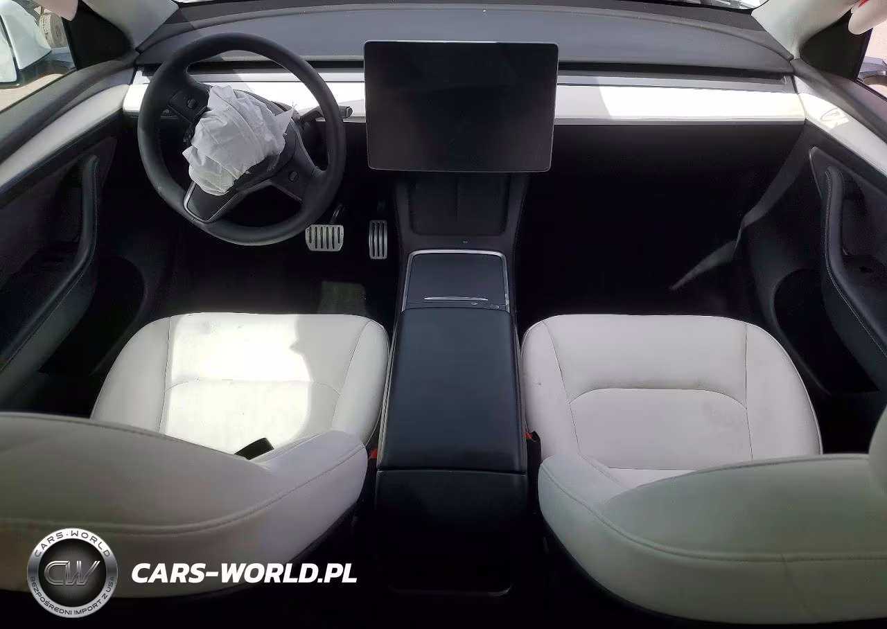 2022 Tesla Model Y VIN:7SAYGDEF4NF522368 - 8