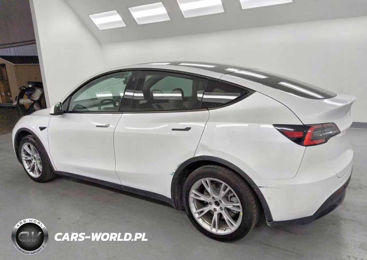 2021 Tesla Model Y VIN:5YJYGDED6MF116182 - 2