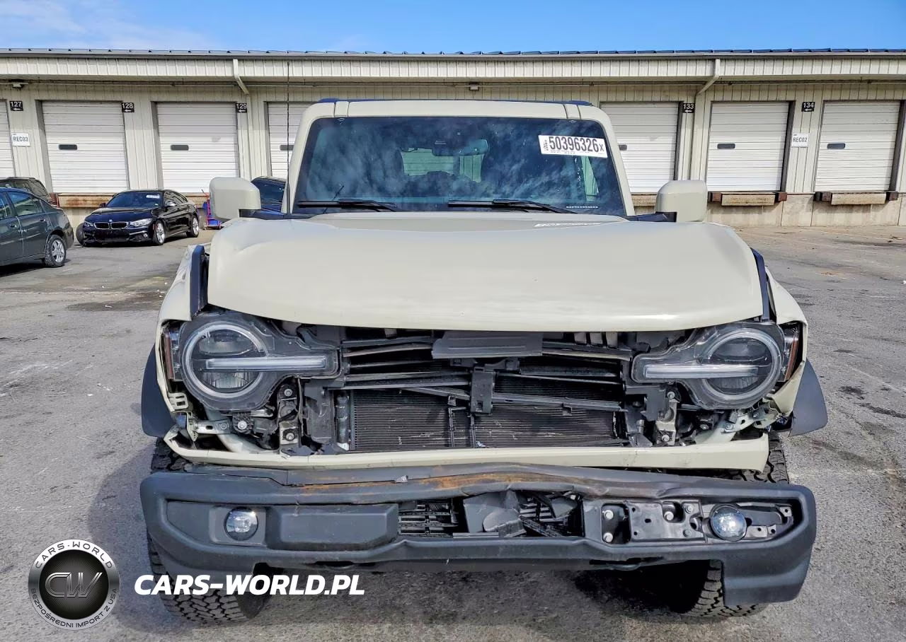 2025 Ford Bronco Outer Banks VIN:1FMEE8BH1SLB61186 - 5