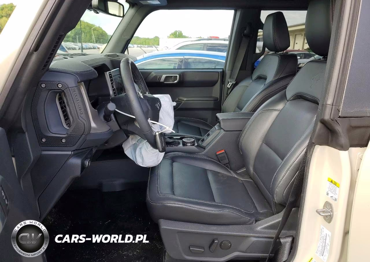 2025 Ford Bronco Outer Banks VIN:1FMEE8BH1SLB61186 - 7
