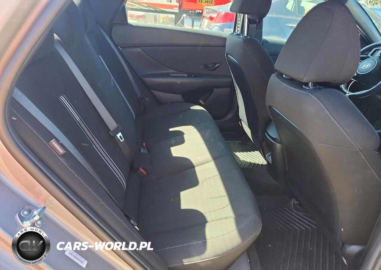 2025 Hyundai Elantra Sel Sport VIN:KMHLM4DG9SU942927 - 10