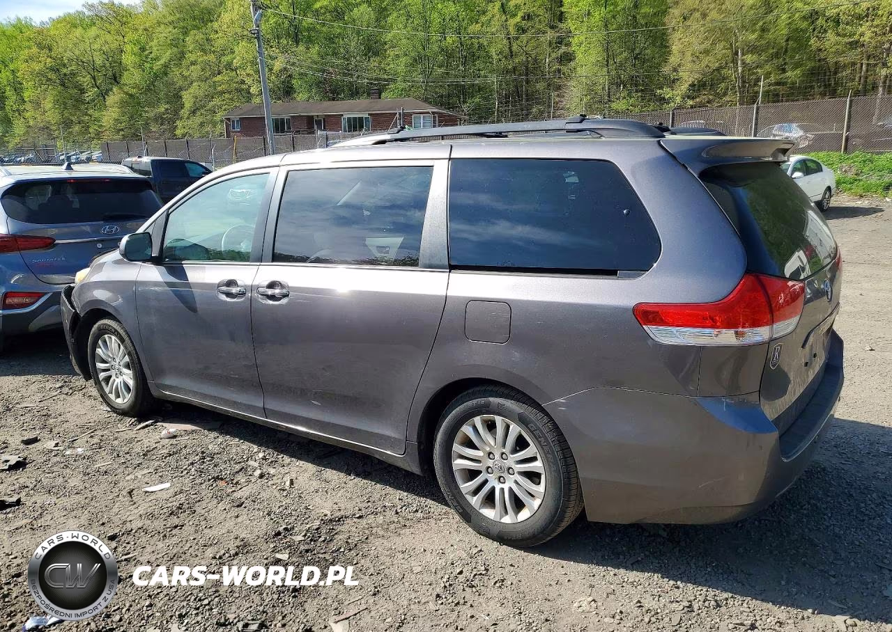 2012 Toyota Sienna Xle 8-Passenger VIN:5TDYK3DC6CS257233 - 2