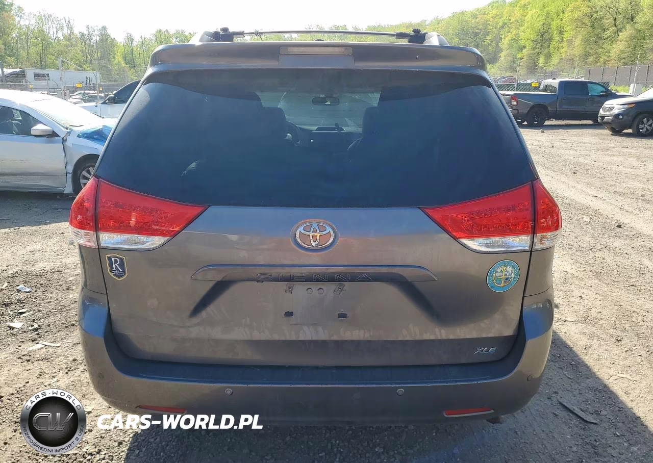 2012 Toyota Sienna Xle 8-Passenger VIN:5TDYK3DC6CS257233 - 6