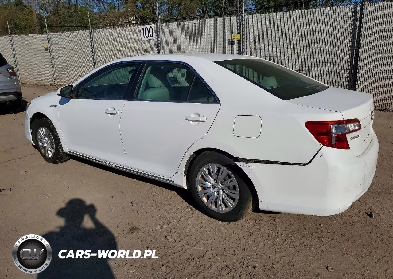 2013 Toyota Camry Hybrid Le VIN:4T1BD1FK3DU083963 - 2