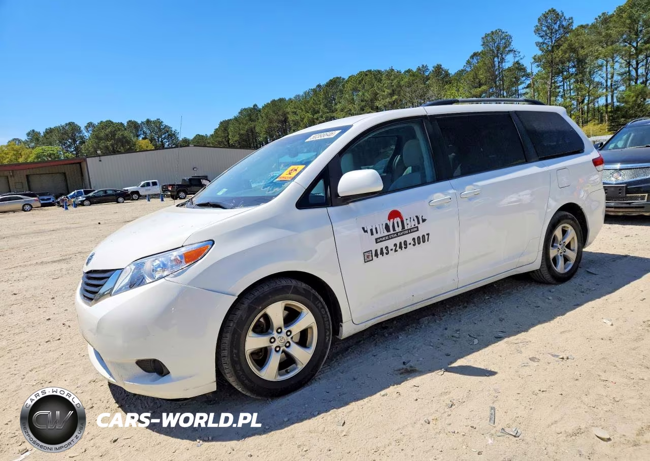 2013 Toyota Sienna Le